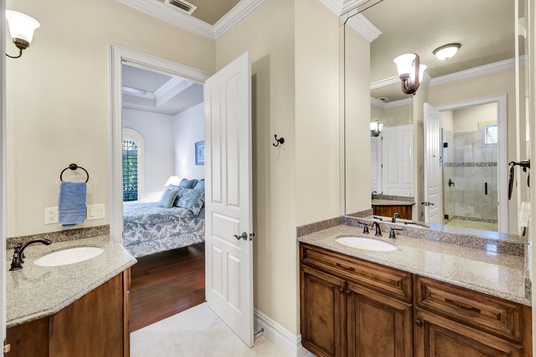 4806 Regal Dr, Bonita Springs, FL 34134