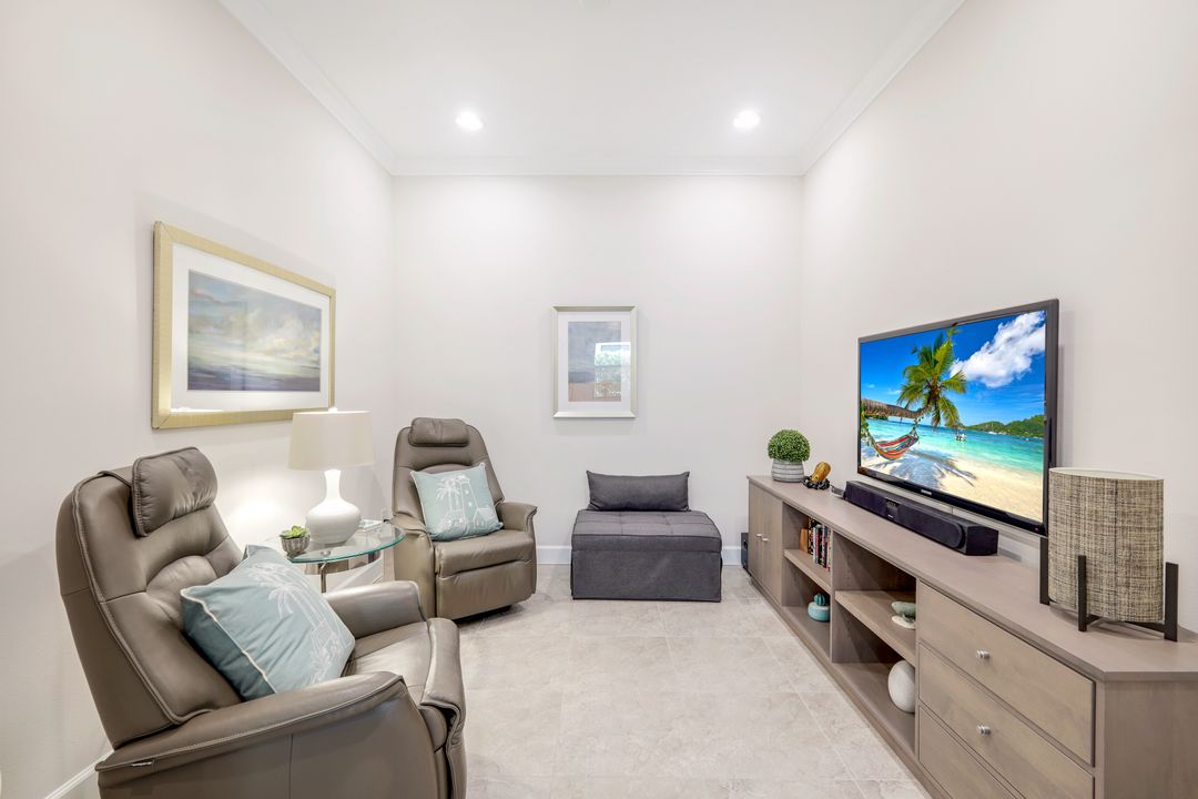 9433 Isla Bella Cir, Bonita Springs, FL 34135