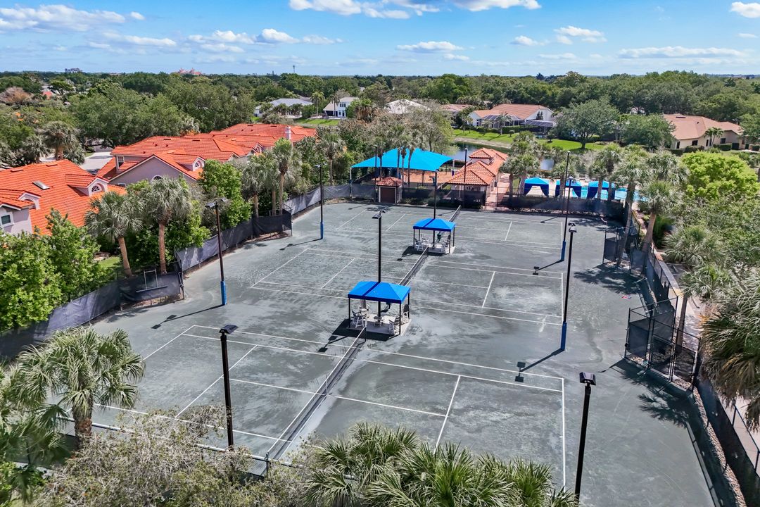 7661 San Sebastian Way, Naples, FL 34109