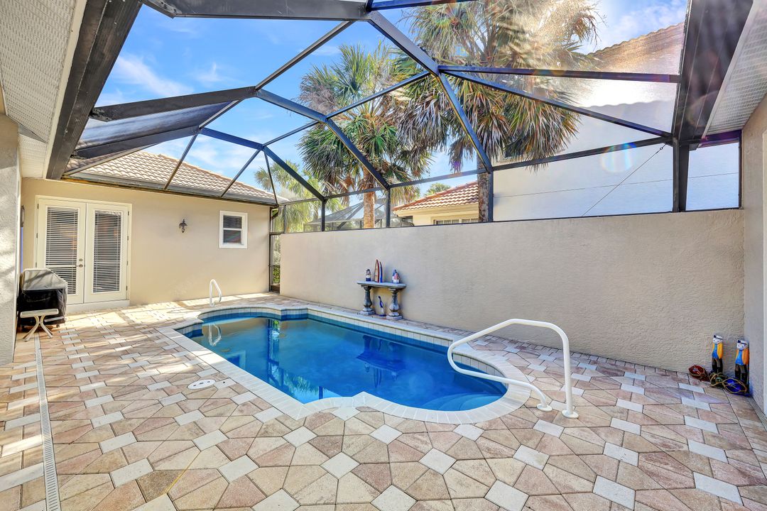 21981 Longleaf Trail Dr, Bonita Springs, FL 34135