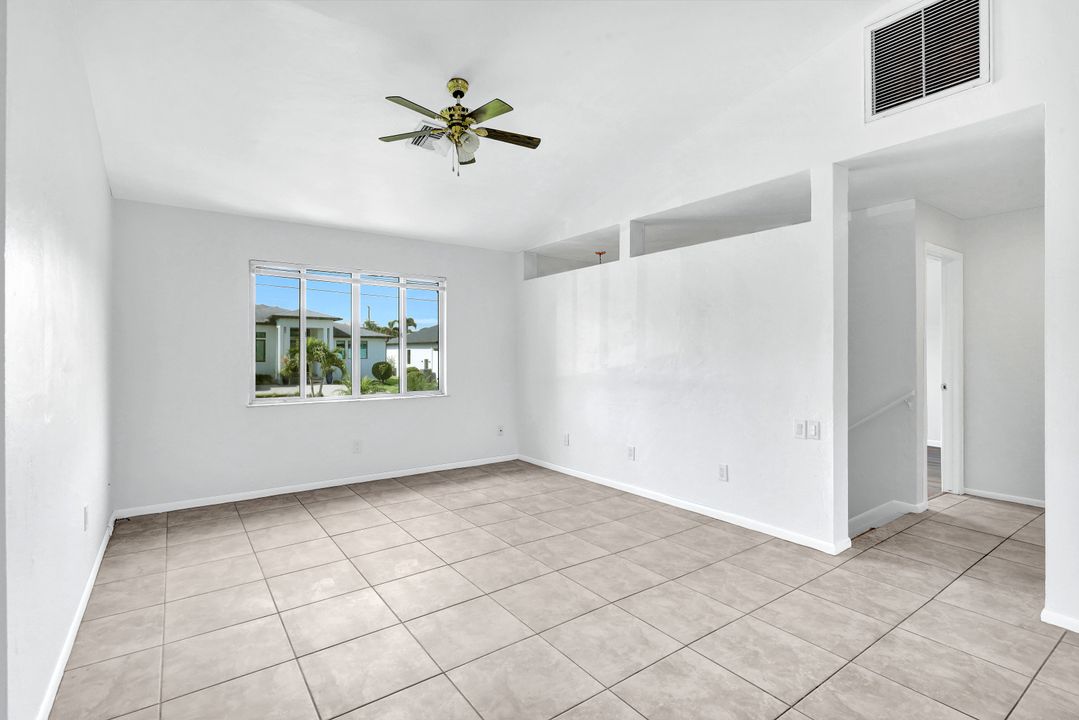3940 Bennett Ln, Bonita Springs, FL 34134