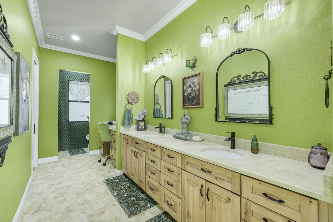 2709 NW 41st Ave, Cape Coral, FL 33993