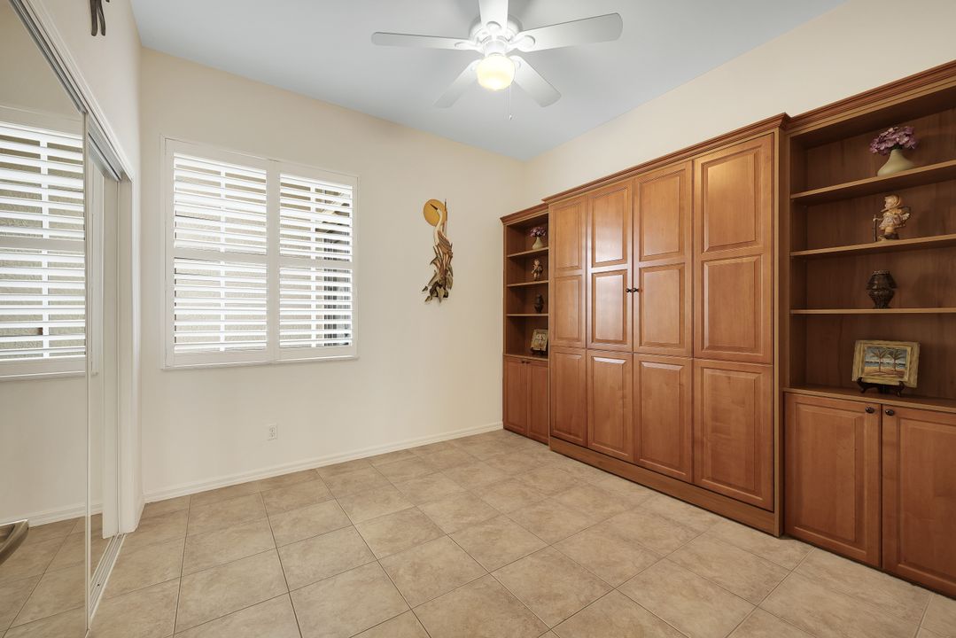 3201 Brookeview Ct, Naples, FL 34120