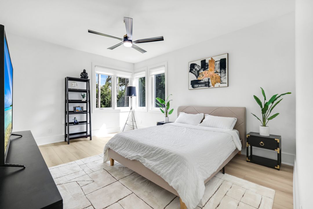 13087 Pond Apple Dr E, Naples, FL 34119