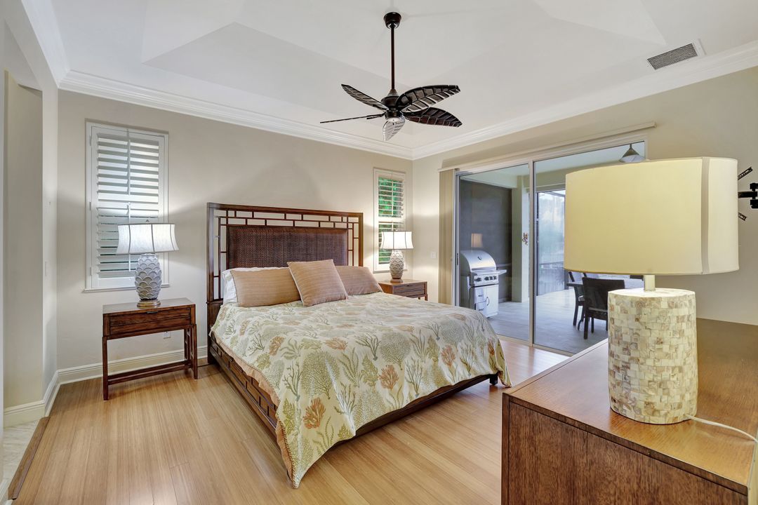 680 Thrush Ct, Marco Island, FL 34145