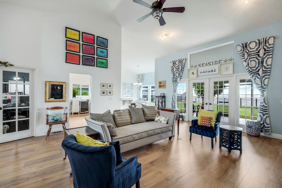 2250 SE 28th St, Cape Coral, FL 33904