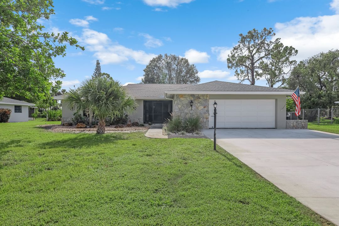 212 Maple Ave N, Lehigh Acres, FL 33936