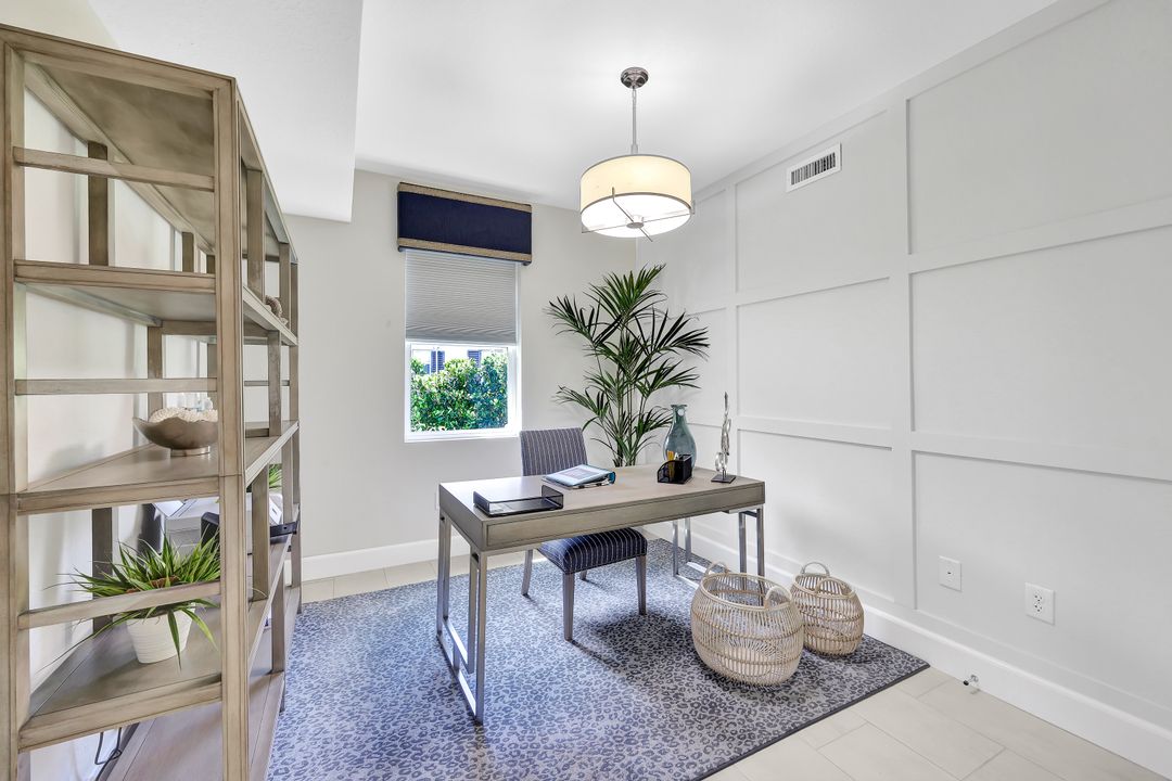 172 Indies Dr E #102, Naples, FL null