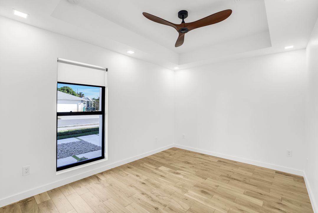 10771 6th St N, Naples, FL 34108