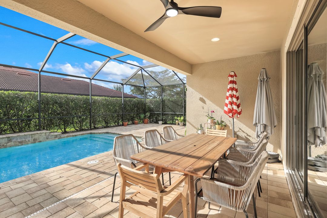 16357 Aberdeen Wy, Naples, FL 34110