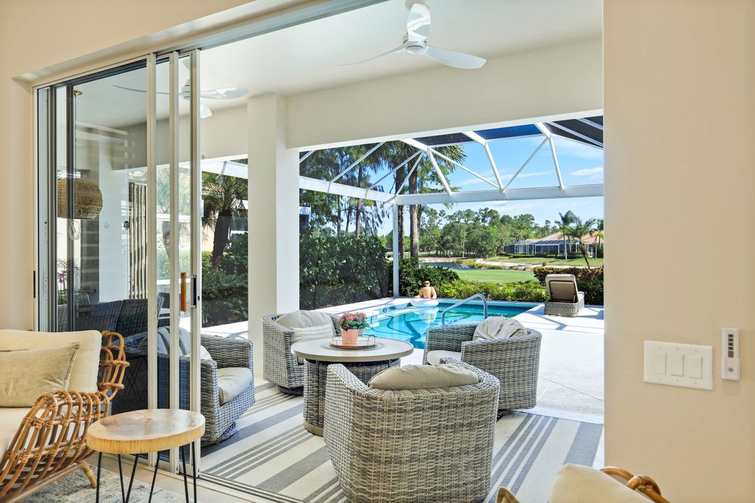 8586 Gleneagle Way, Naples, FL 34120