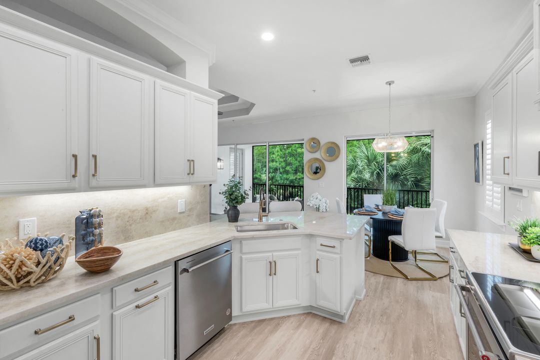 9520 Ironstone Terrace #202, Naples, FL 34120