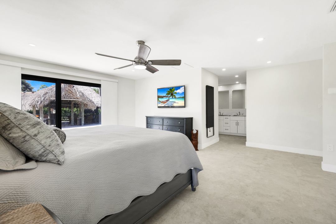 5630 Copper Leaf Ln, Naples, FL 34116