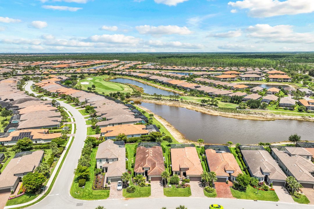 9147 Trivoli Ter, Naples, FL 34119