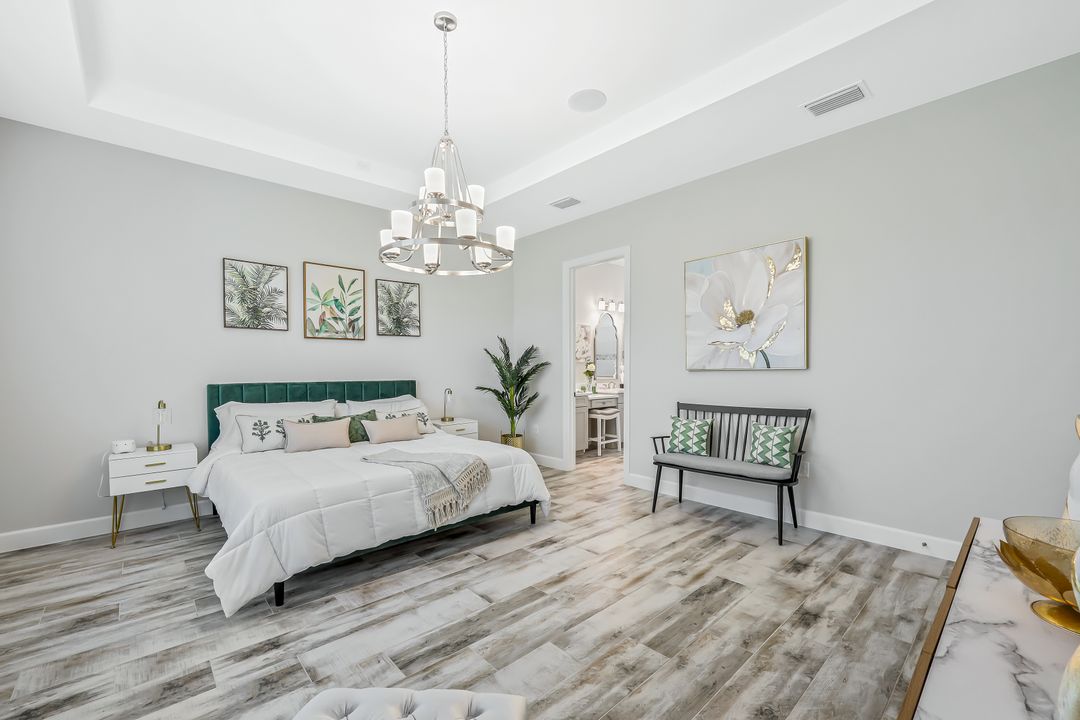 15495 Rio Ponace Ct, Naples, FL 34114