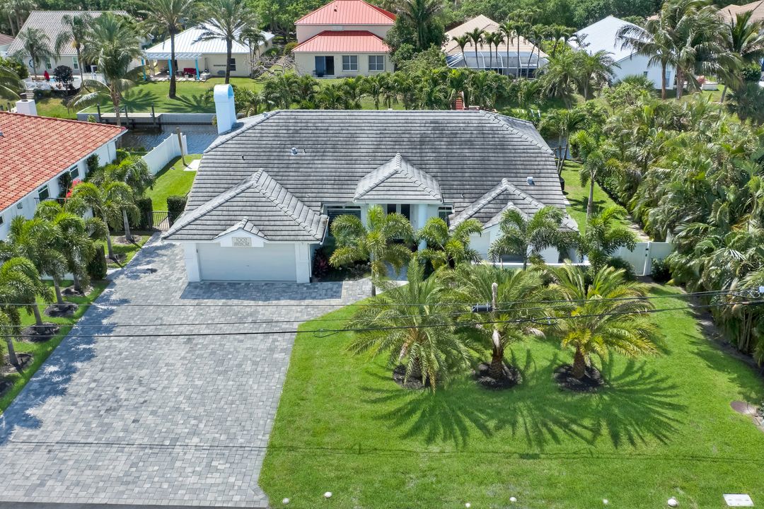 1002 Lake Shore Dr, Delray Beach, FL 33444