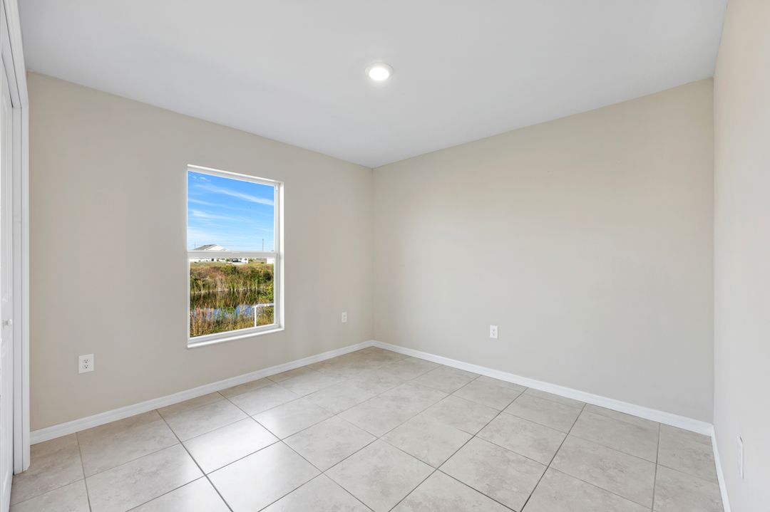 1734 NW 6th Pl, Cape Coral, FL 33993