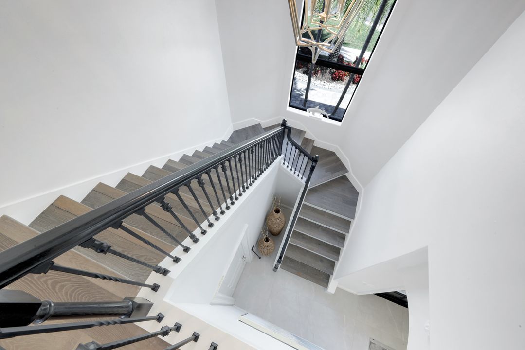 450 Pepperwood Ct, Marco Island, FL 34145