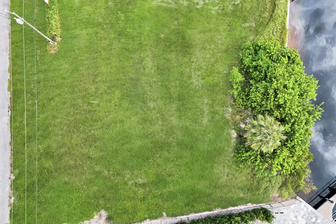 1207 NW 35th Ave, Cape Coral, FL 33993