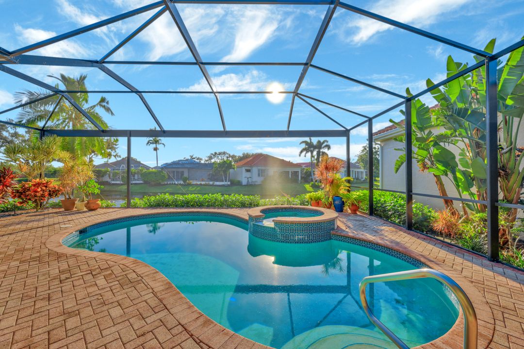 4970 Bollard Ct, Naples, FL 34112