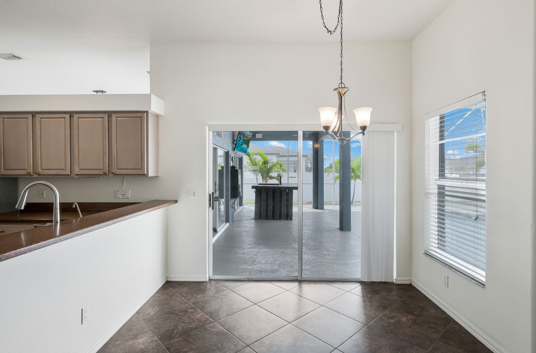 1728 NW 7th Ave, Cape Coral, FL 33993