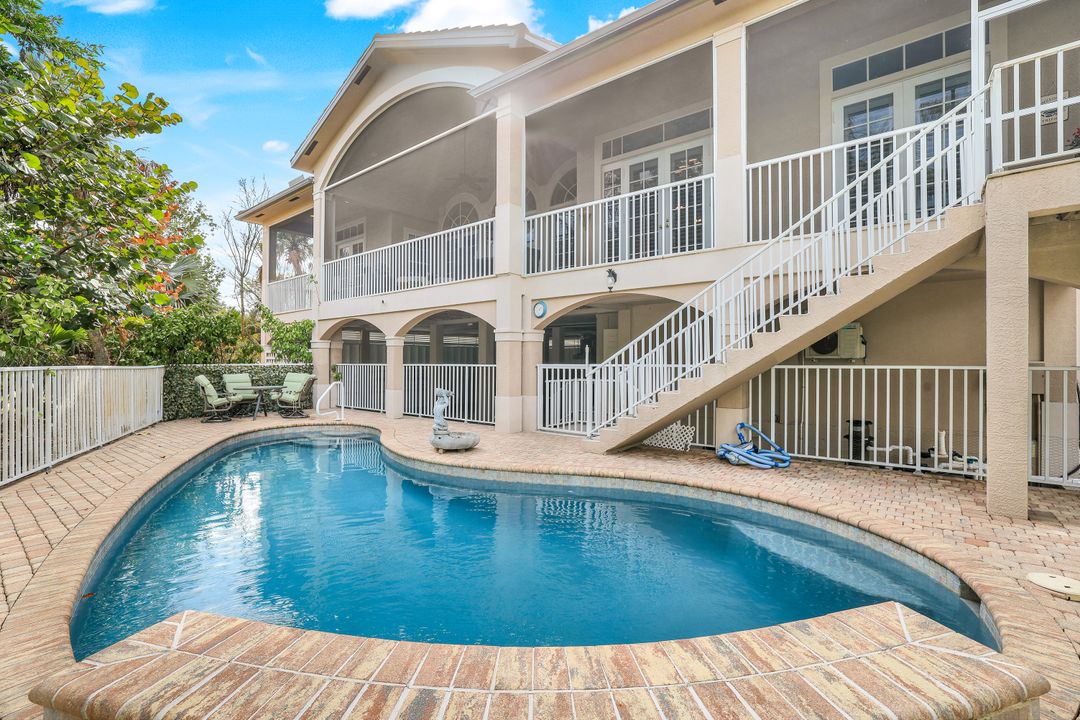 940 Sea Oats Ct, Marco Island, FL 34145