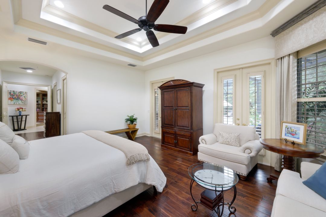 12099 Collier's Reserve Dr, Naples, FL 34110