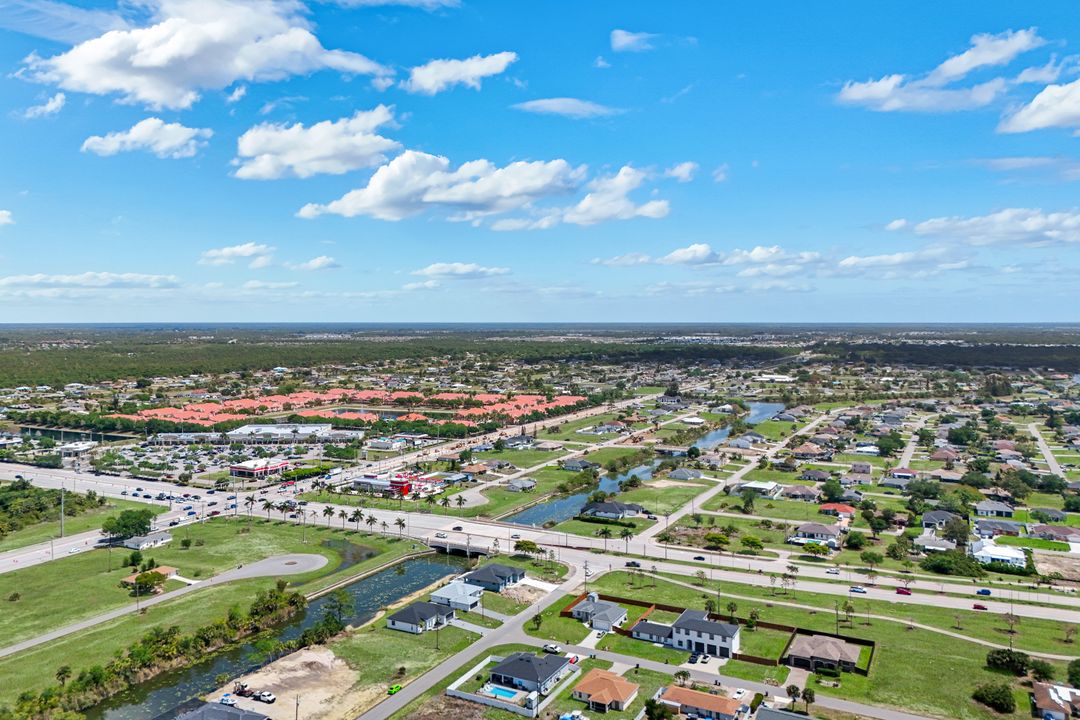 1517 NE 23rd St, Cape Coral, FL 33909