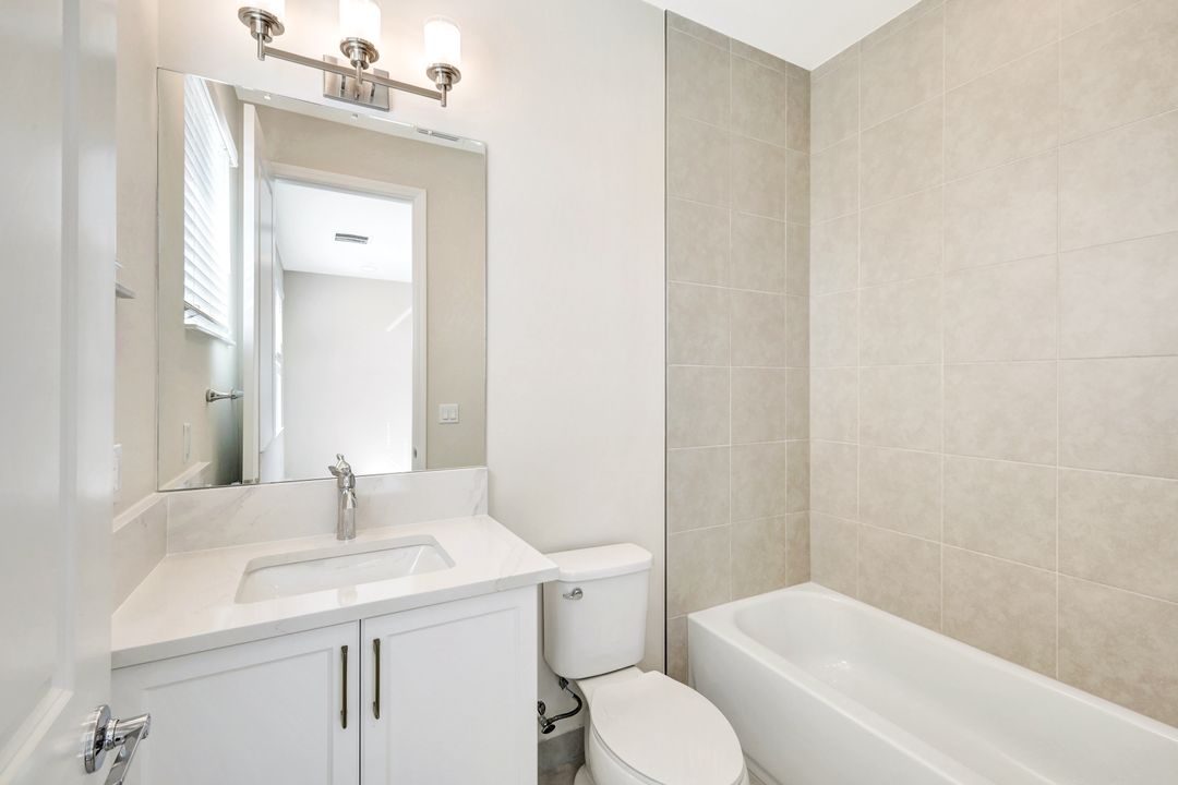 12620 Alderson Ave, Estero, FL 33928