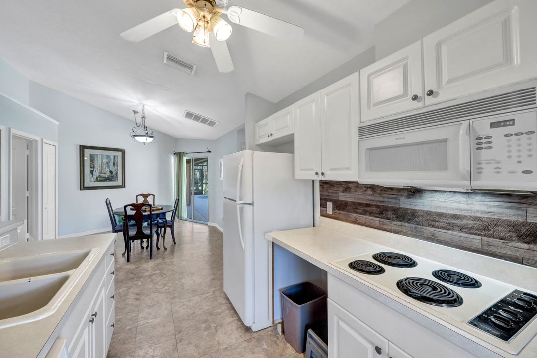 825 23rd St SW, Naples, FL 34117