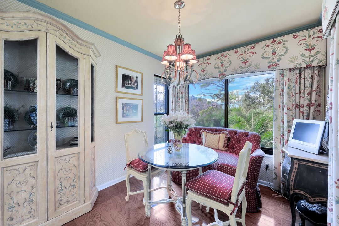 5954 Pelican Bay Blvd #235, Naples, FL 34108