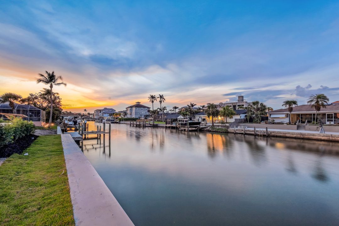 469 Germain Ave, Naples, FL 34108