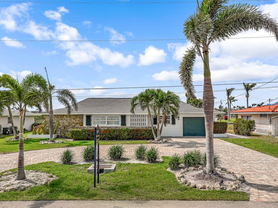 5326 Colonade Ct, Cape Coral, FL 33904