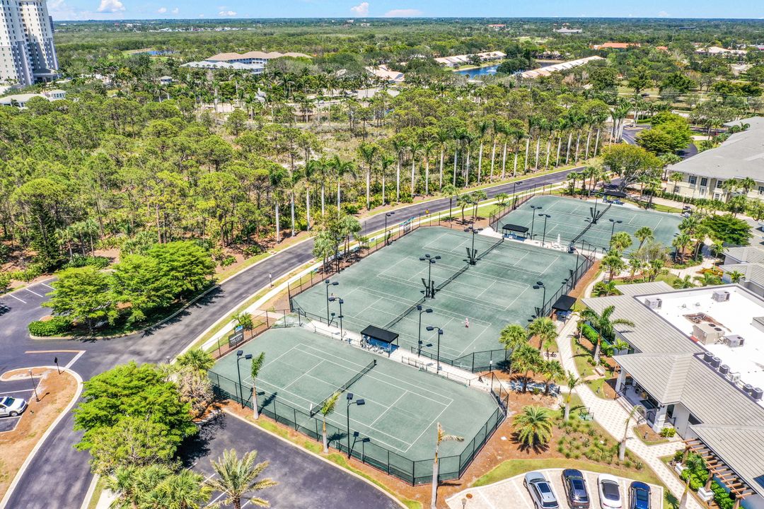 315 Dunes Blvd #1105, Naples, FL 34110