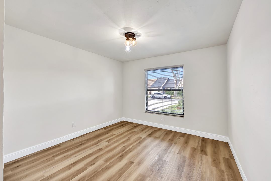 13145 Hampshire Ct, Fort Myers, FL 33919