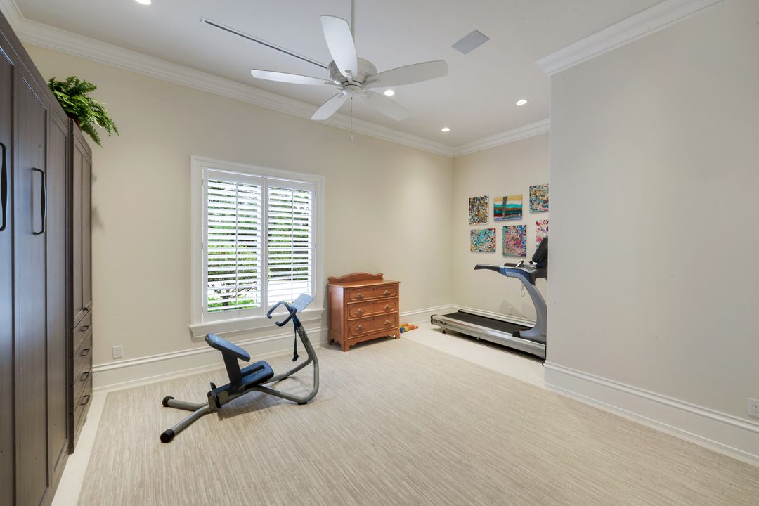 3150 Dahlia Way, Naples, FL 34105