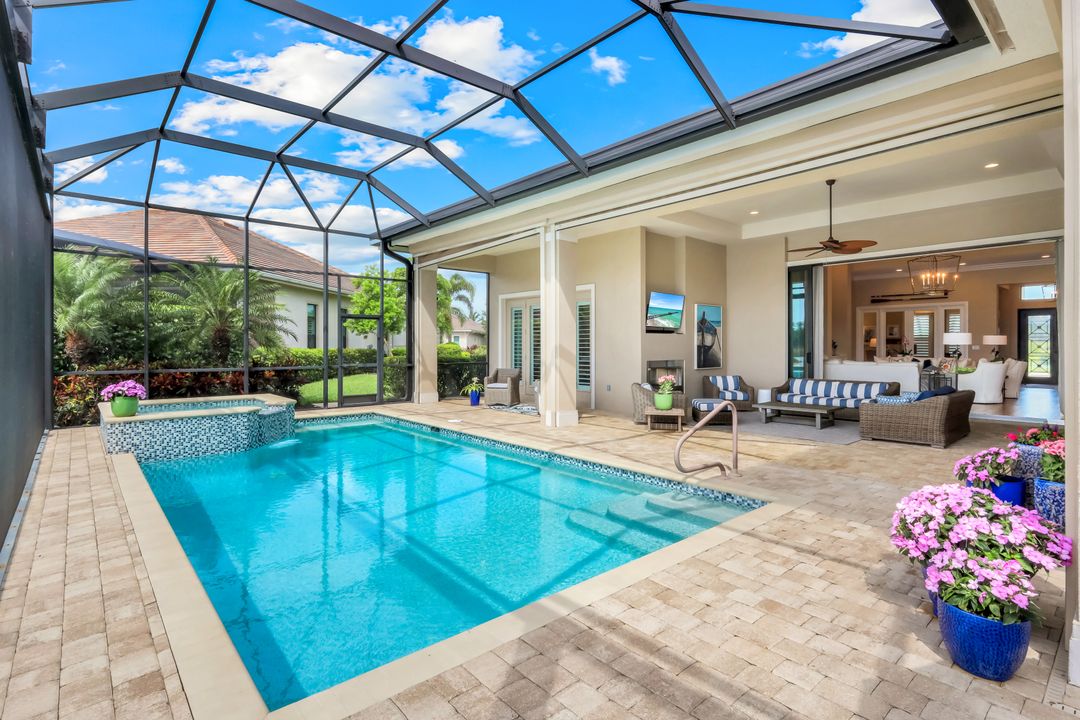 9010 Arrezo Ct, Naples, FL 34119