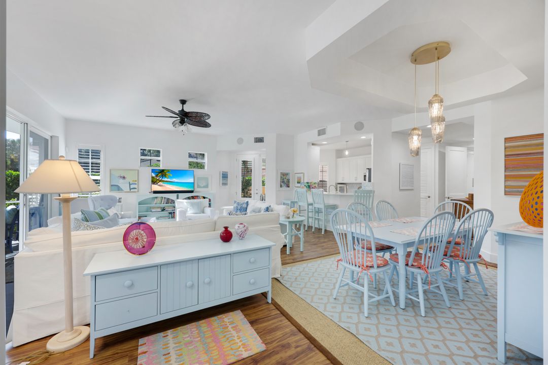 510 Via Veneto #102, Naples, FL 34108