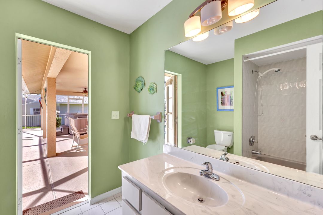 3749 SW 2nd Ave, Cape Coral, FL 33914