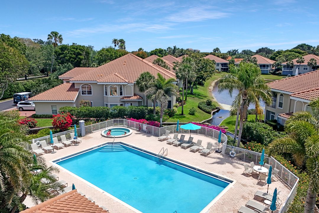 8440 Abbington Cir #D25, Naples, FL 34108