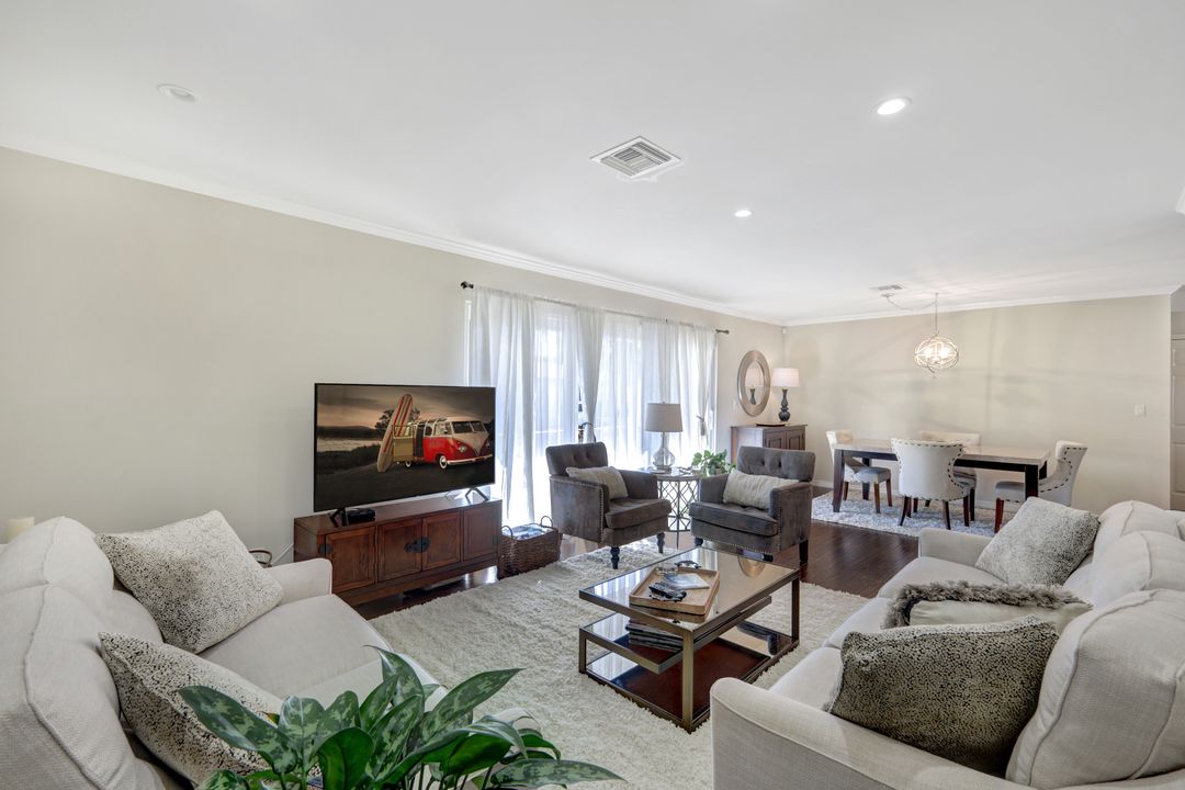 233 Palm Dr #2, Naples, FL 34112