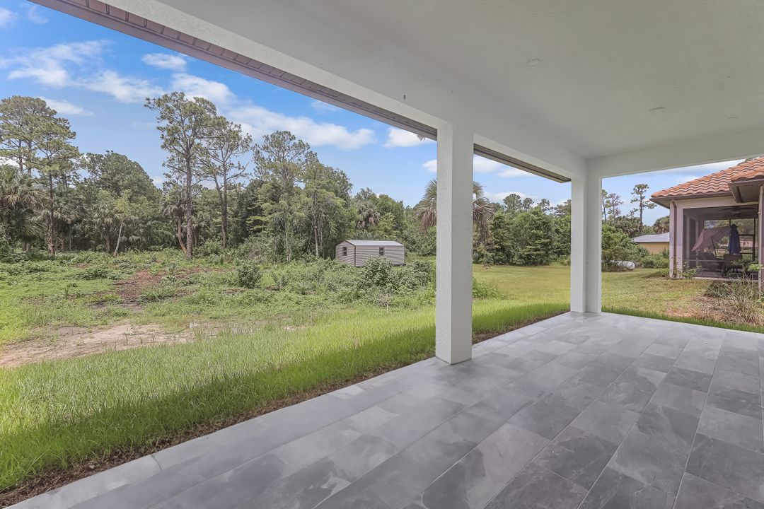 223 1st St SW, Naples, FL 34117