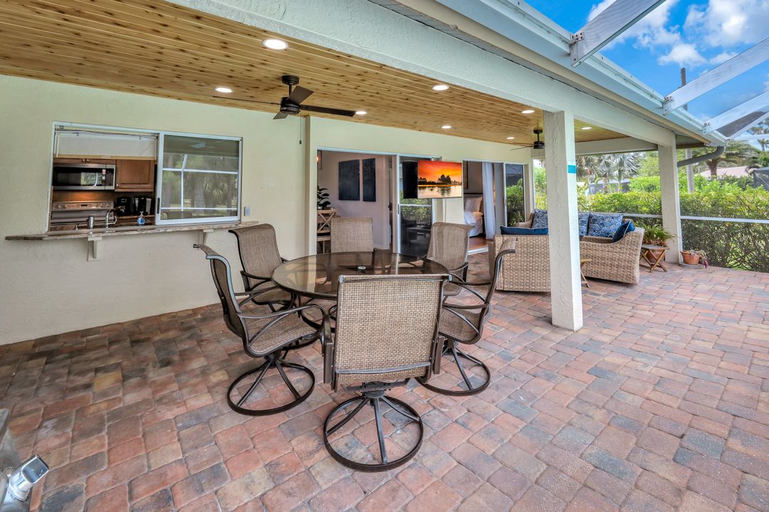 3704 Cartwright Ct, Bonita Springs, FL 34134