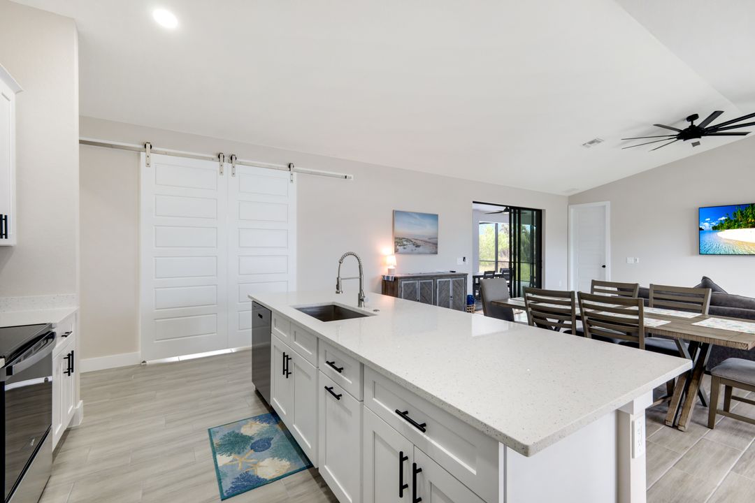 2305 SW 32nd St, Cape Coral, FL 33914