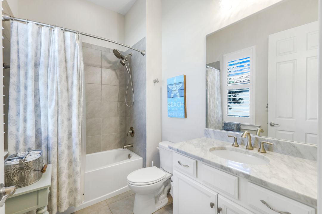 1456 Mockingbird Dr, Naples, FL 34120