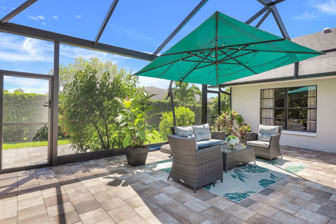 430 Cypress Way E, Naples, FL 34110