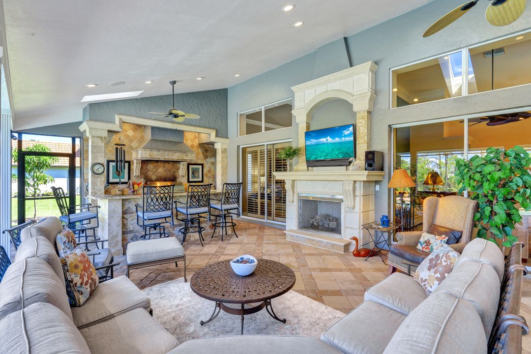 4801 Pond Apple Dr S, Naples, FL 34119