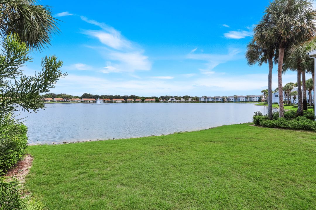 2731 Citrus Lake Dr #G101, Naples, FL 34109