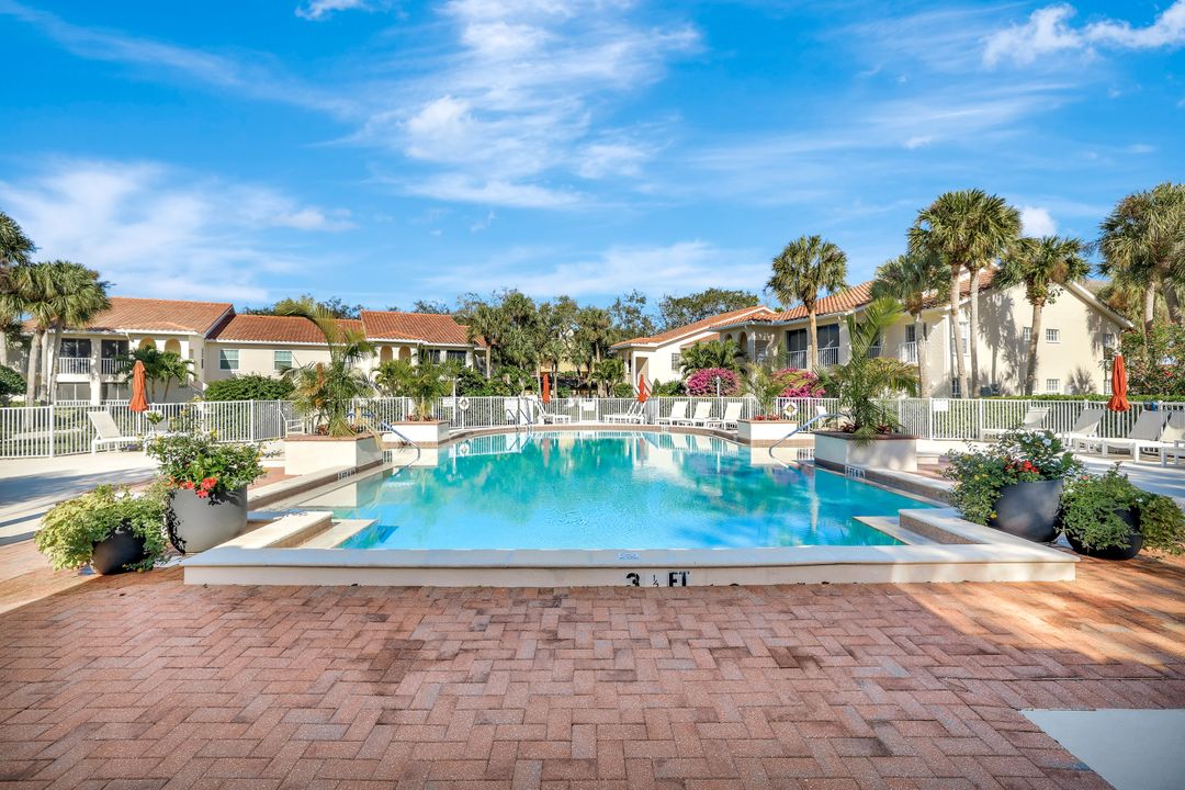 108 Siena Way #108, Naples, FL 34119