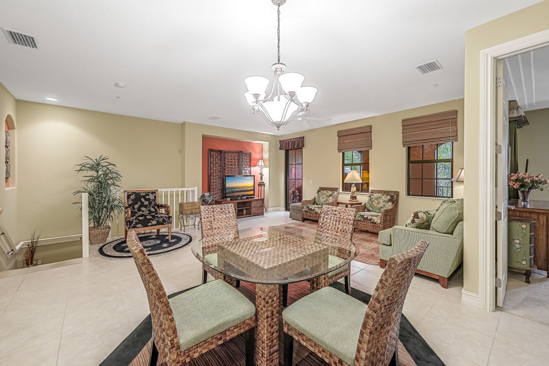 9110 Capistrano St S #8402, Naples, FL 34113